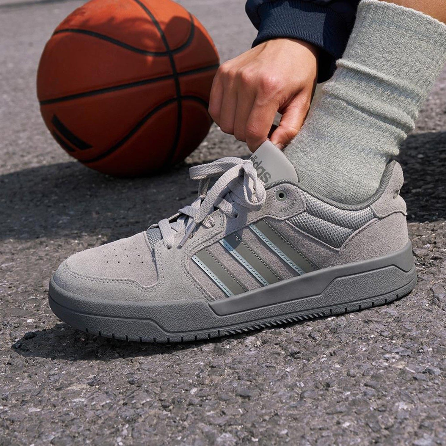 阿迪达斯灰色板鞋男冬季新款麂皮复古休闲鞋ENTRAP美式低帮篮球鞋,淘宝优惠券,粉丝福利购,淘宝优惠卷