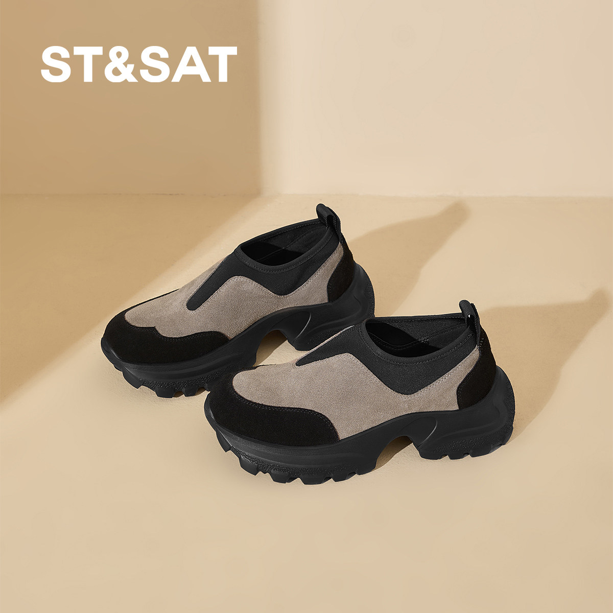 星期六2026新款女休闲鞋舒适厚底粗跟一脚蹬圆头拼接深口女单鞋,淘宝优惠券,粉丝福利购,淘宝优惠卷