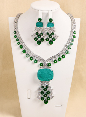 2024冬季新款轻奢气质感颈链设计独特魅力奢华套装项链女