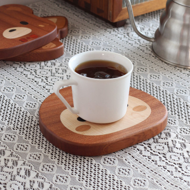 Little Panda Solid Wood Cute Dining Table Insulation Mat