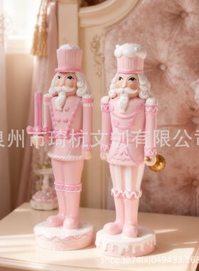 奶油蛋糕核桃兵摆件树脂工艺品胡桃夹子公仔卡通跨境新品摆件装饰