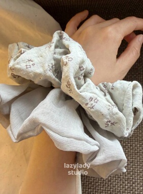 低饱和的韩系的柔雾豆绿色发圈~小众不撞款复古头花发绳发饰女