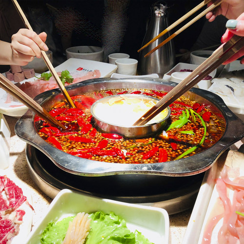 秦妈火锅底料1000g*2袋重庆正宗麻辣四川老火锅底料一次性牛油 - 图2