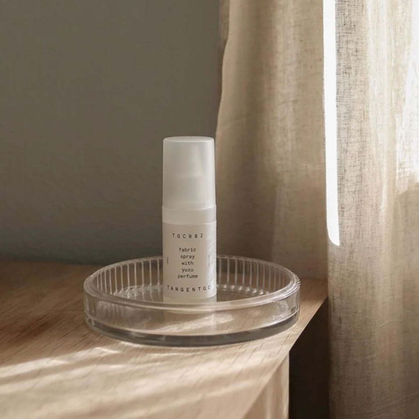 瑞典TANGENTGC衣物鞋履织物香氛喷雾清洁除皱除菌味清新留香柚子,淘宝优惠券,粉丝福利购,淘宝优惠卷