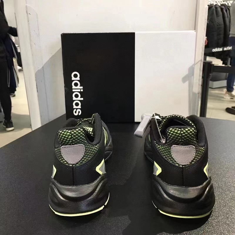 adidas阿迪达斯男子90S Valasion低帮透气缓震运动休闲鞋EG5639 - 图1