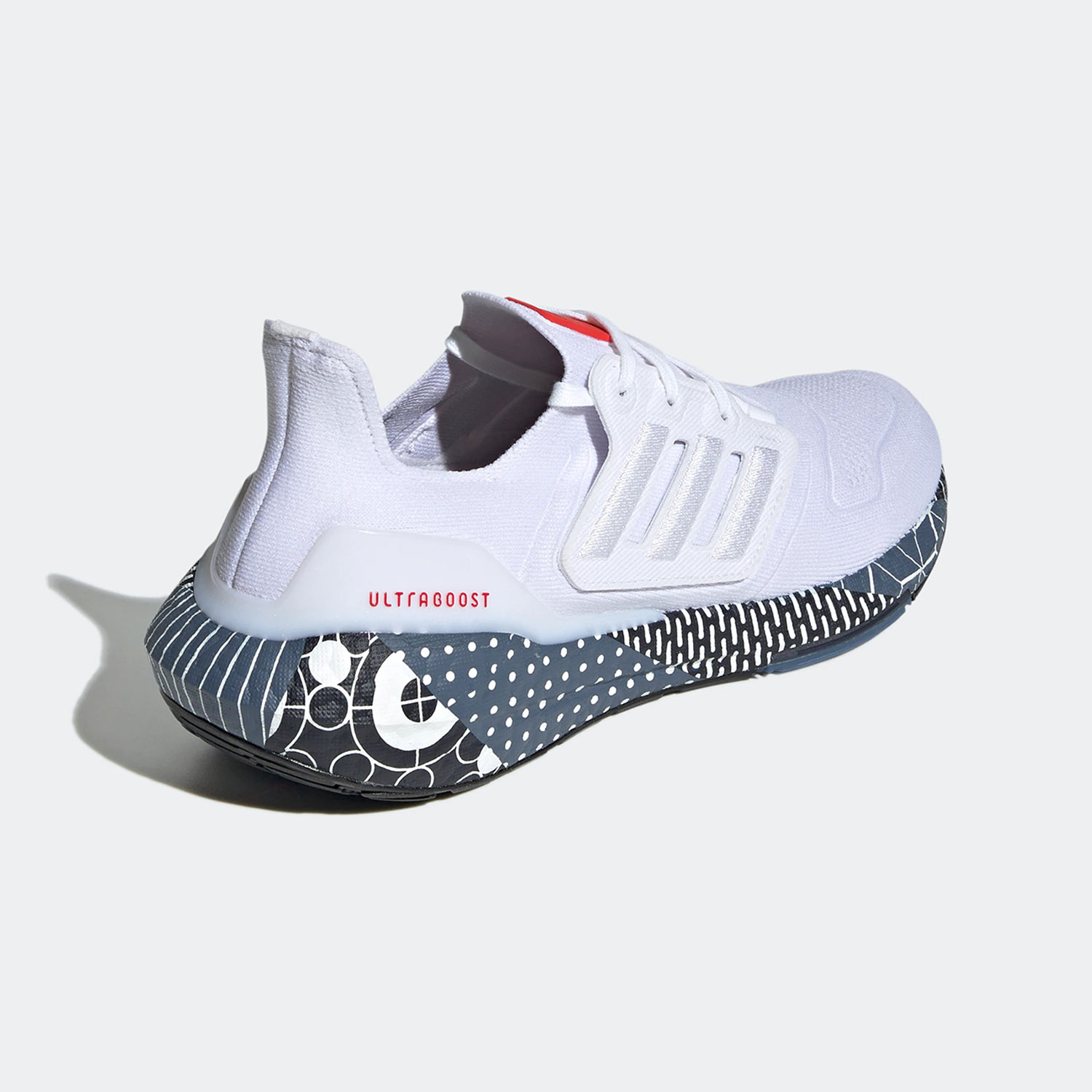 adidas阿迪达斯男子Ultraboost 22缓震轻便运动休闲跑步鞋 GW6912 - 图2