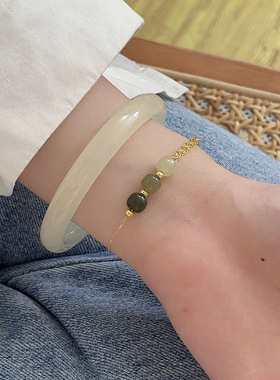 天然阿富汗青白玉圆条手镯女款清新甜美小香风玉石镯子送闺蜜礼物