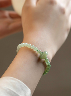 和田玉晴水色手链节日礼物饰品