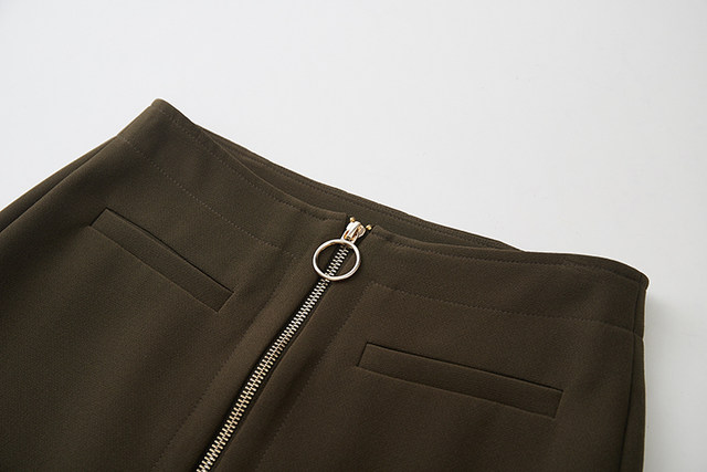 Women's spring and summer A-line fashionable and versatile short skirt