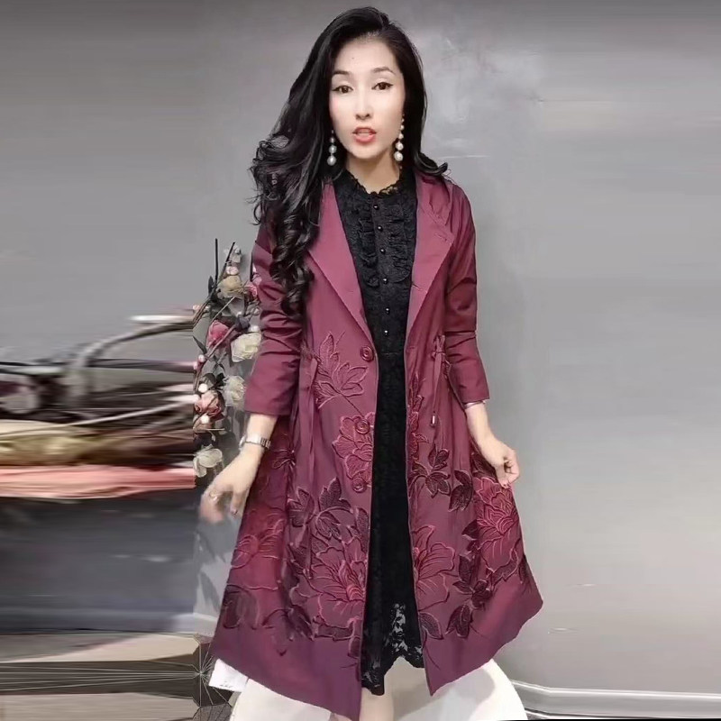春秋新款高端长袖风衣中老年妈妈装时尚减龄中长款大码刺绣外套女,淘宝优惠券,粉丝福利购,淘宝优惠卷
