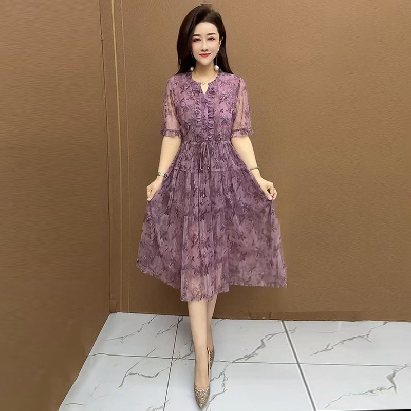 2025夏季新款女士时尚洋气连衣裙大码显瘦妈妈装弹力雪纺碎花裙子,淘宝优惠券,粉丝福利购,淘宝优惠卷