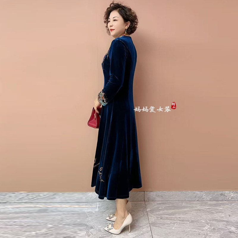 高端气质金丝绒年轻妈妈装绣花长裙子镶钻大码长款过膝轻奢连衣裙,淘宝优惠券,粉丝福利购,淘宝优惠卷