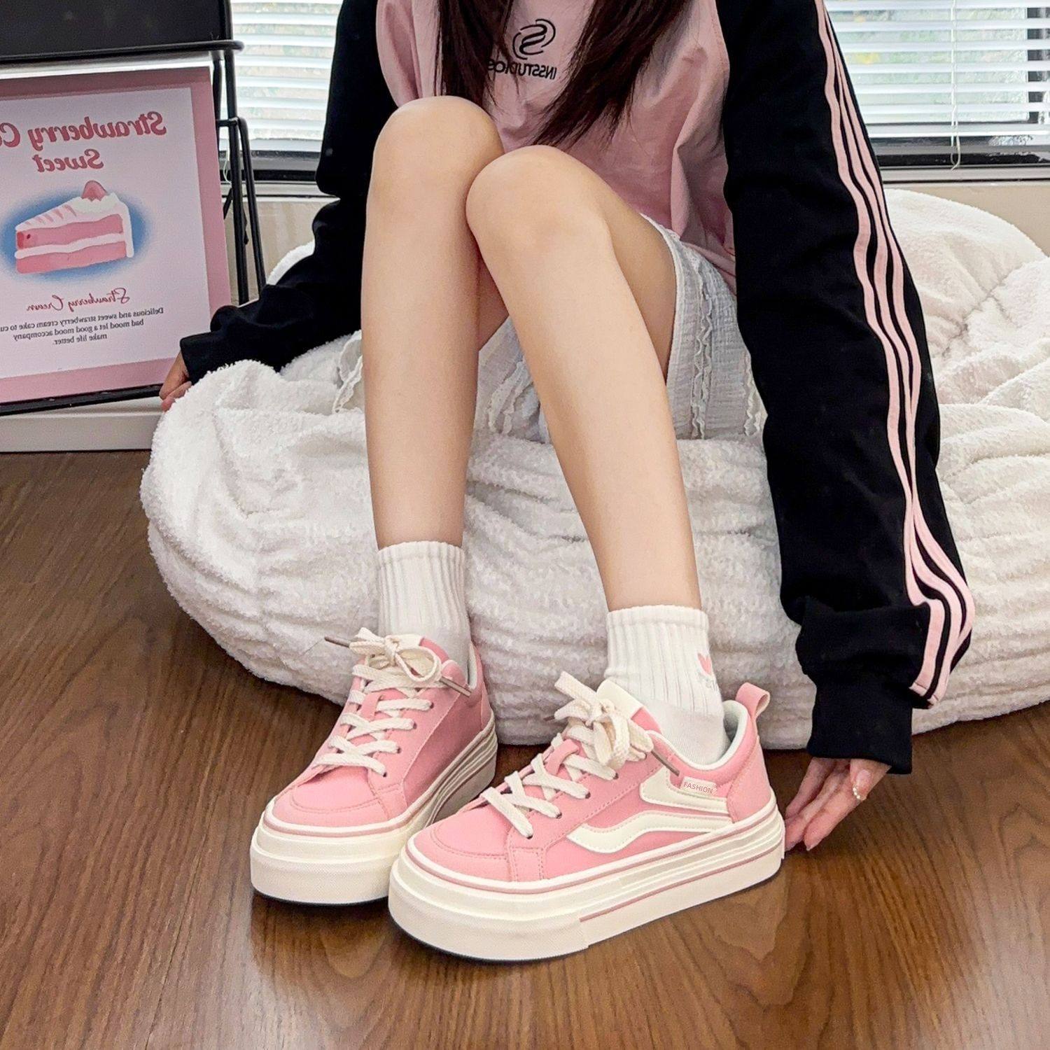 爆款厚底帆布鞋女2026春夏新款百搭休闲校园风超轻高颜值轻便板鞋,淘宝优惠券,粉丝福利购,淘宝优惠卷