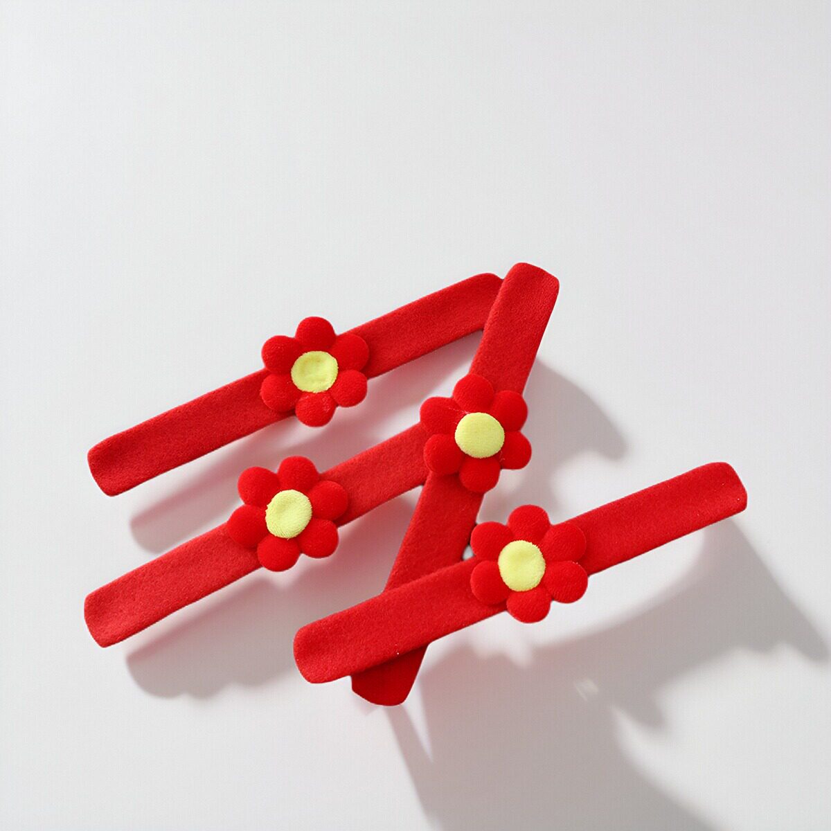 开学季送学生创意一朵小红花手环发圈儿童啪啪圈学生饰品幼儿园