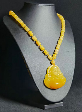 新疆乌尔禾天然金丝玉吊坠红色籽料彩玉佛挂件项链毛衣链女款包邮