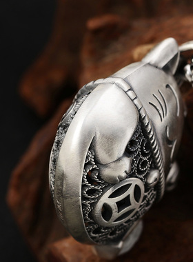 高档招财猫金钱吊坠女仿泰银复