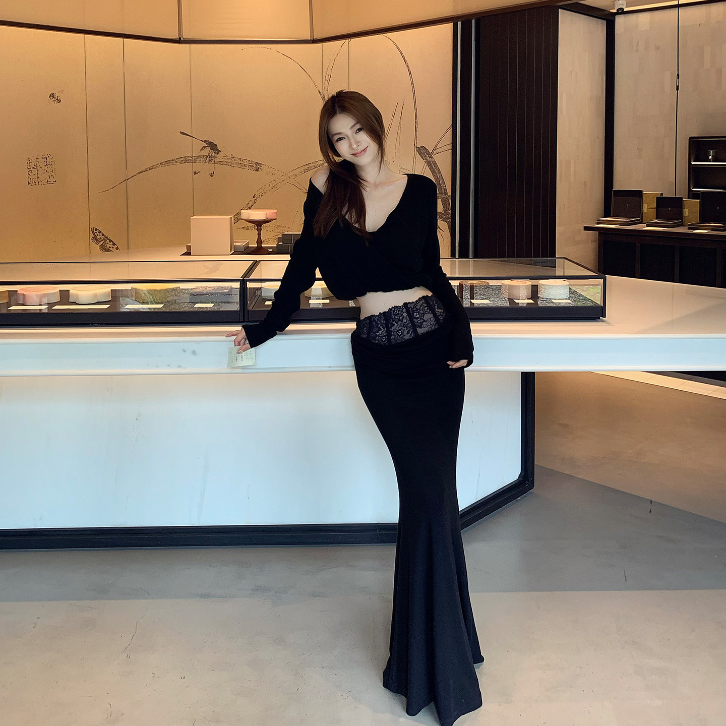 Lienni2025冬季新款假两件镂空露背上衣女拼接蕾丝针织半身裙套装,淘宝优惠券,粉丝福利购,淘宝优惠卷