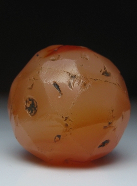 千年老刻面红玛瑙珠15×14.5mm