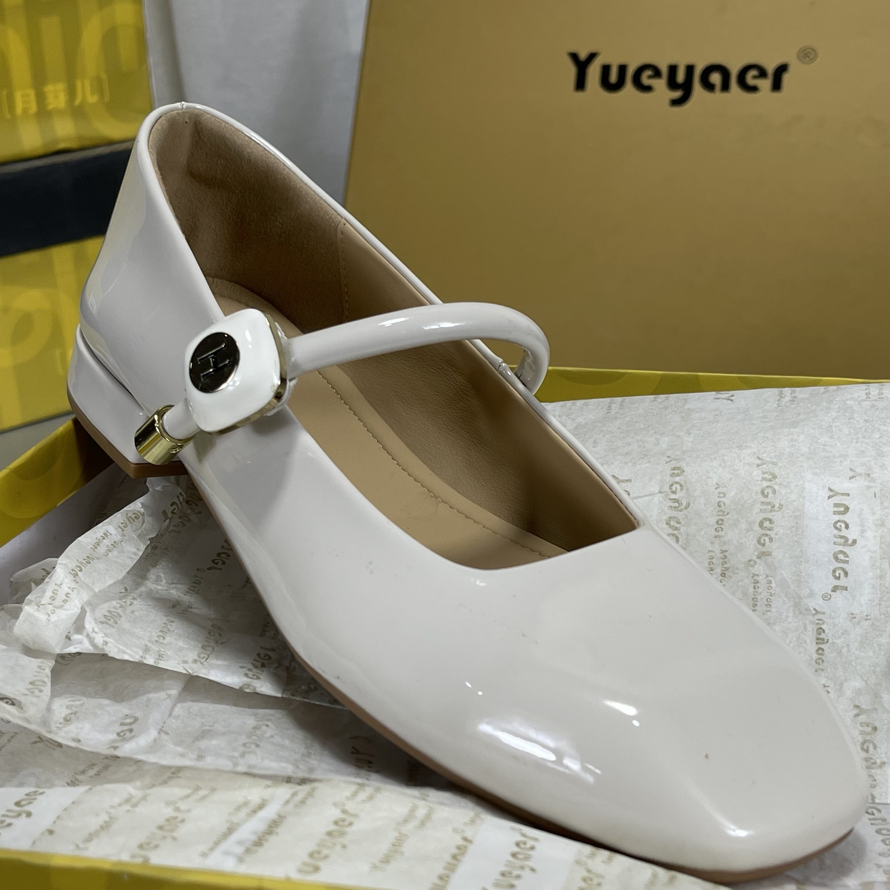 月芽儿真皮女鞋撤柜断码小香风玛丽珍鞋春浅口圆头一字扣平底单鞋,淘宝优惠券,粉丝福利购,淘宝优惠卷