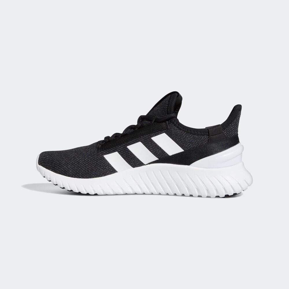  adidas跑步鞋