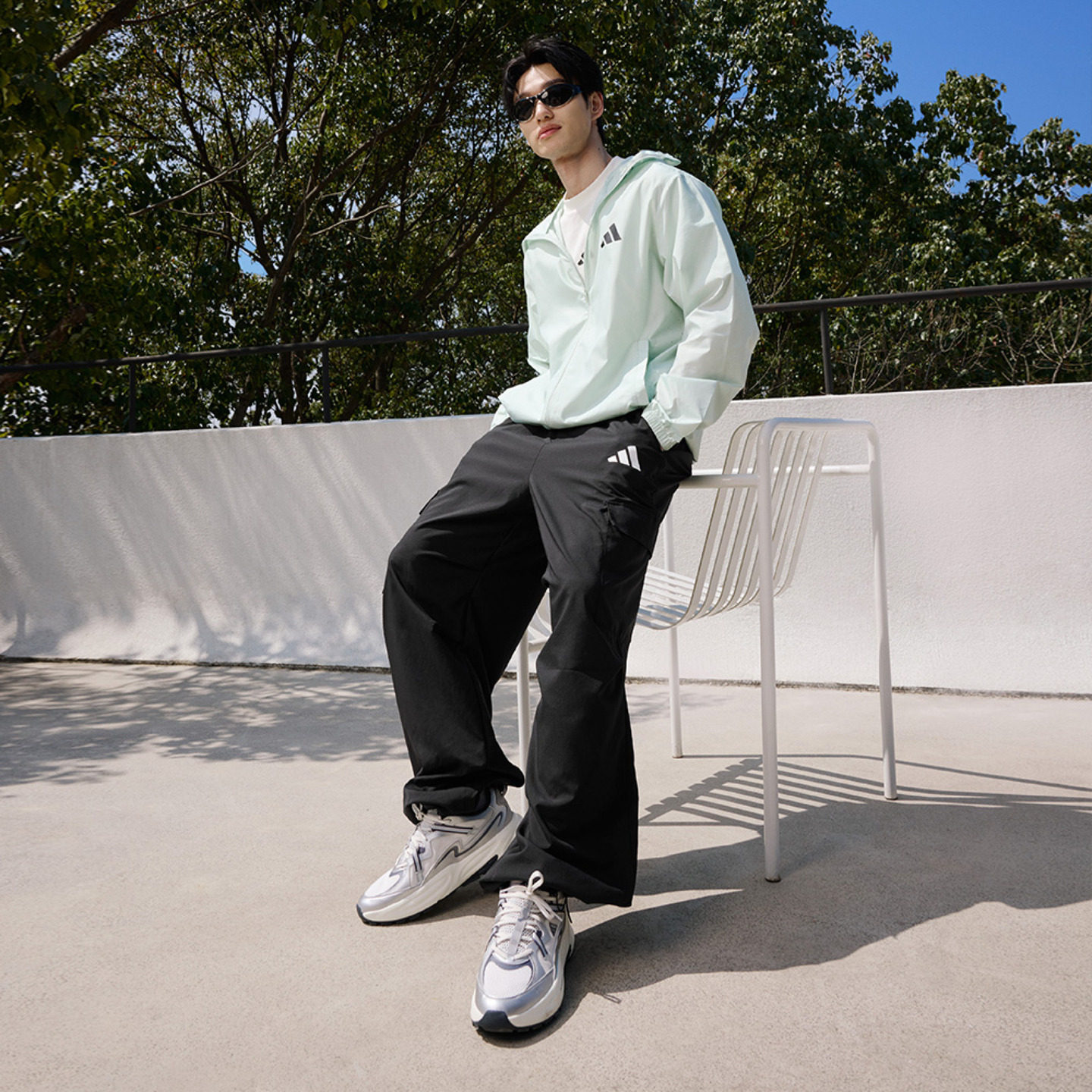 速干防晒UPF50+宽松多口袋运动裤伞兵裤adidas阿迪达斯轻运动