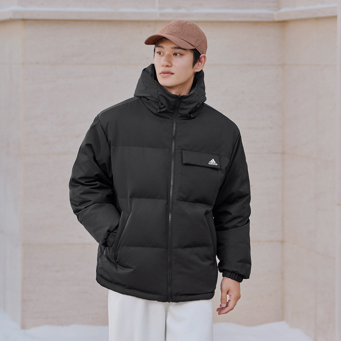 休闲保暖鸭绒羽绒服男女秋冬adidas阿迪达斯官方轻运动