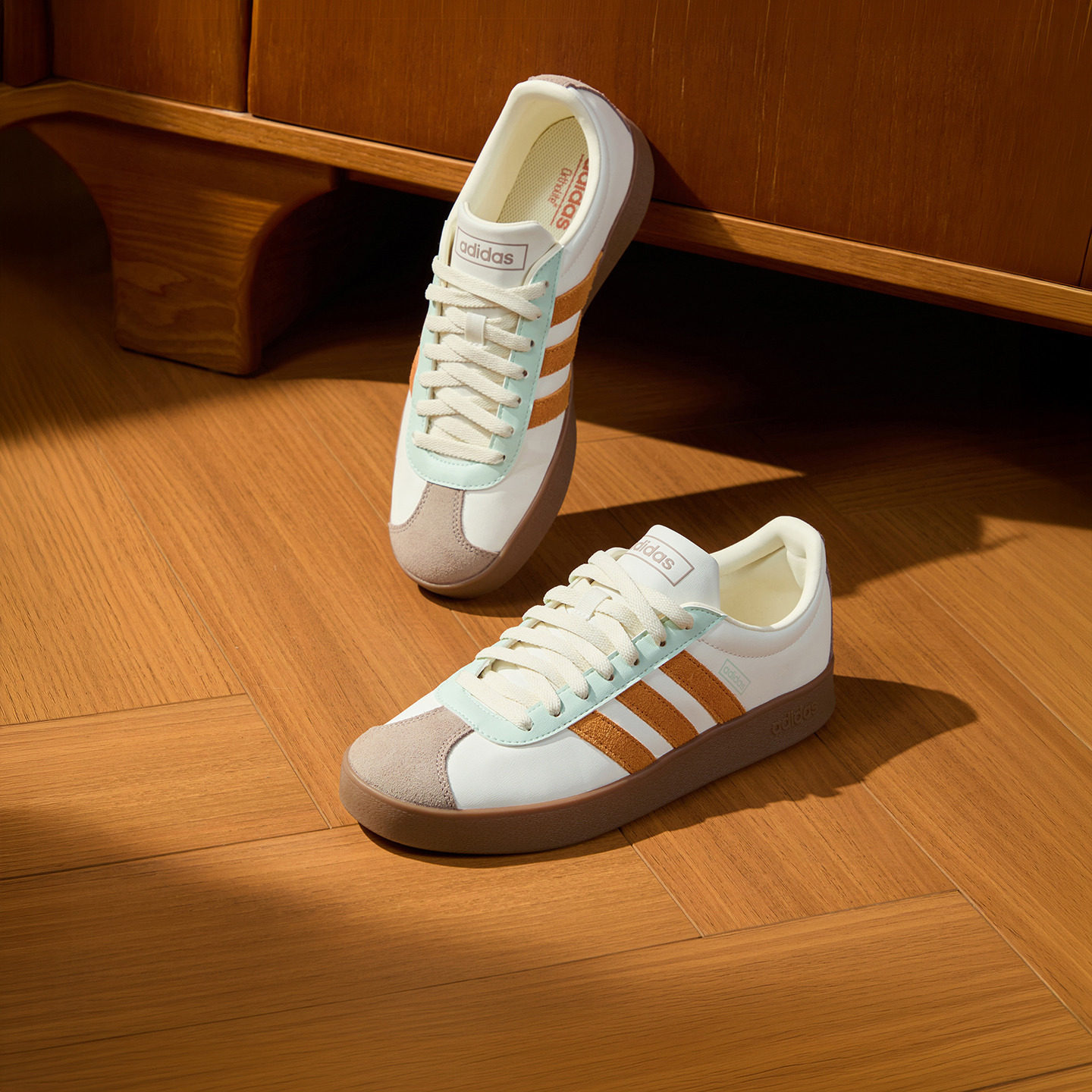 「T头鞋」VL COURT CLASSIC板鞋德训鞋男女adidas阿迪达斯轻运动 斯阿实拍商品图