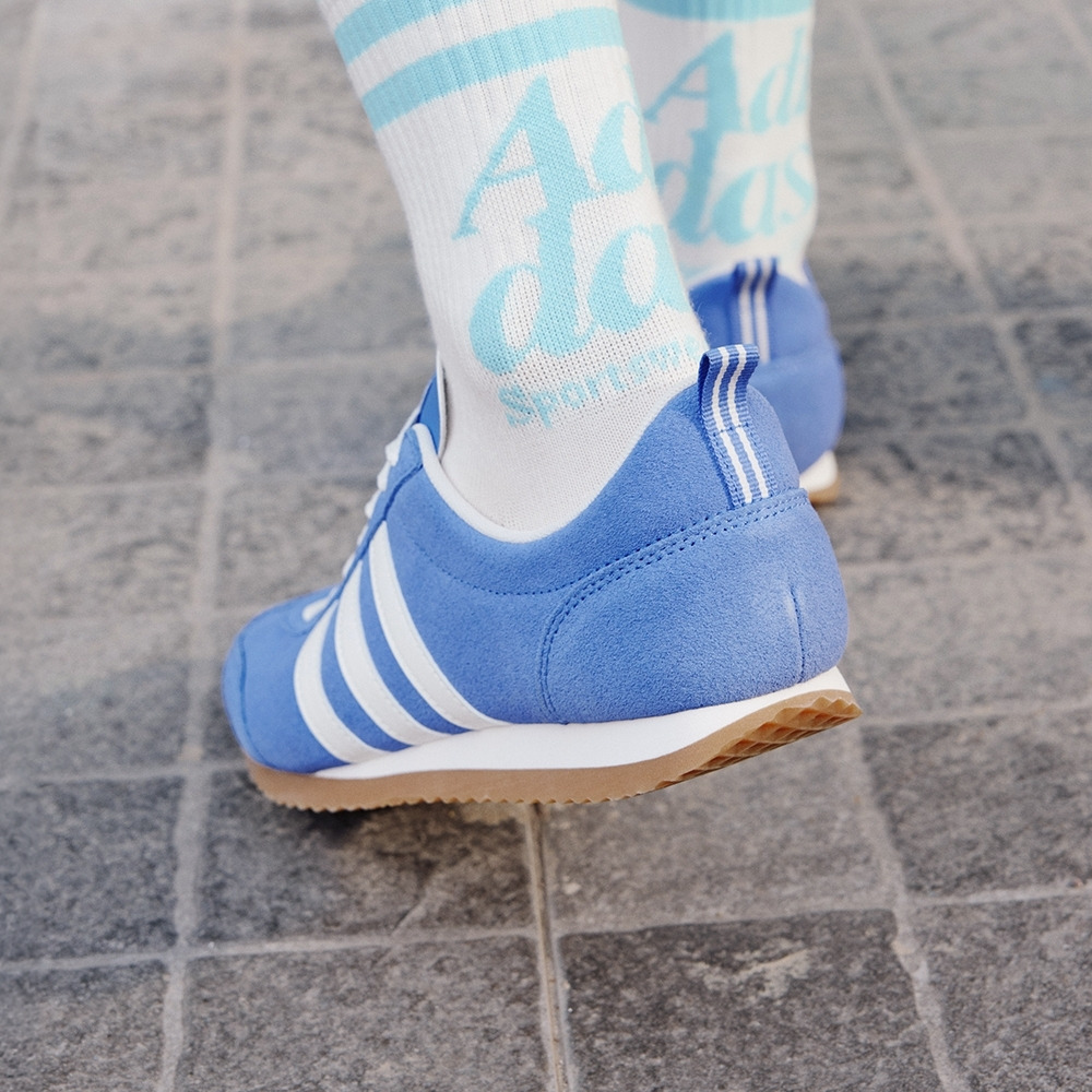 「冰淇淋T头鞋」VS JOG 2.0复古薄底运动鞋adidas阿迪达斯轻运动