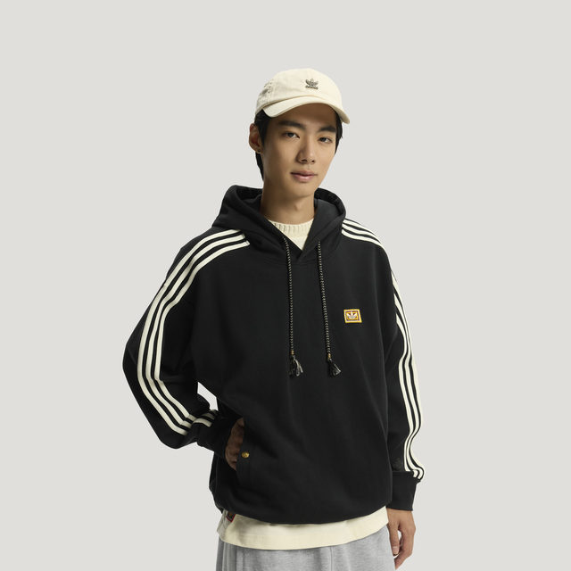 ເສື້ອຢືດ Adidas clover ດຽວກັນຂອງ Li Xian ສໍາລັບຜູ້ຊາຍແລະແມ່ຍິງ