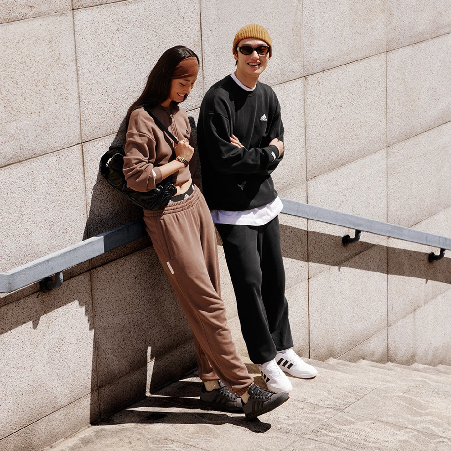 休闲简约加厚束脚运动裤男女秋季adidas阿迪达斯官方轻运动JM9112
