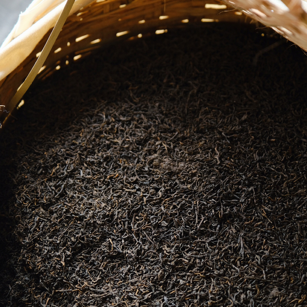 【太奶甜汤】摇滚娘六堡茶广西六堡茶半斤装红豆汤甜黑茶焖保温杯,淘宝优惠券,粉丝福利购,淘宝优惠卷