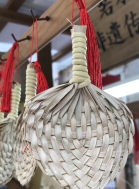 迷你版小小葵扇手工编织蒲扇夏季手摇儿童宝宝扇钥匙扣包包装饰品
