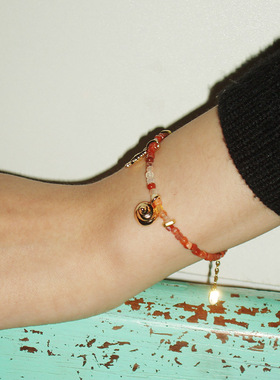 自然论深海系列红色天然石手链南红玛瑙海马海螺吊坠原创设计