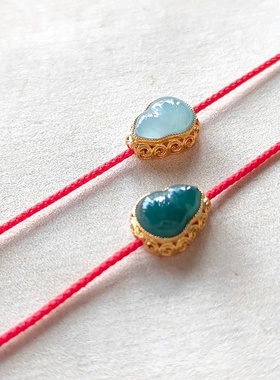 天然翡翠绿葫芦镶嵌高级红手绳