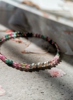 霓裳糖果碧玺小串珠弹力手链