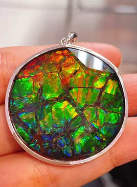 天然加拿大斑彩石大卫星吊坠