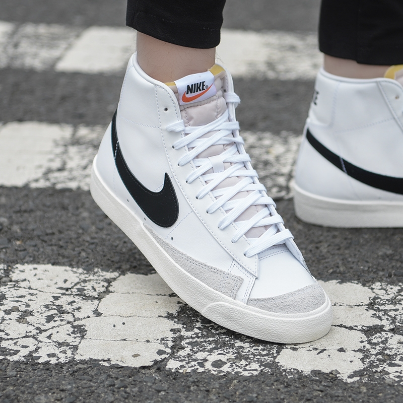 Nike/耐克正品男女鞋 BLAZER MID 开拓者高帮板鞋 BQ6806-100-002