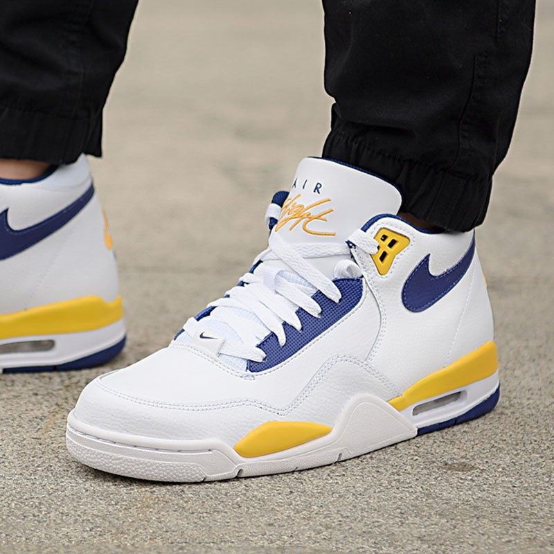 Nike/耐克 Flight Legacy AJ4兄弟湖人气垫篮球鞋 BQ4212-102-100,淘宝优惠券,粉丝福利购,淘宝优惠卷