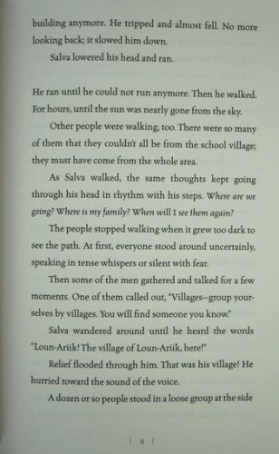 现货 英文原版 漫漫求水路 A Long Walk to Water:Based on a True Story 青少年历史虚构小说 720L 战争主题 - 图1