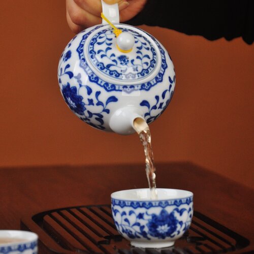 陶瓷茶壶青花瓷器釉中彩骨瓷功夫小号单壶泡茶壶带过滤孔缠枝莲 - 图0