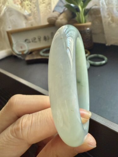 缅a 翡翠手镯   近糯化小洒金  55.3 完整 - 图1