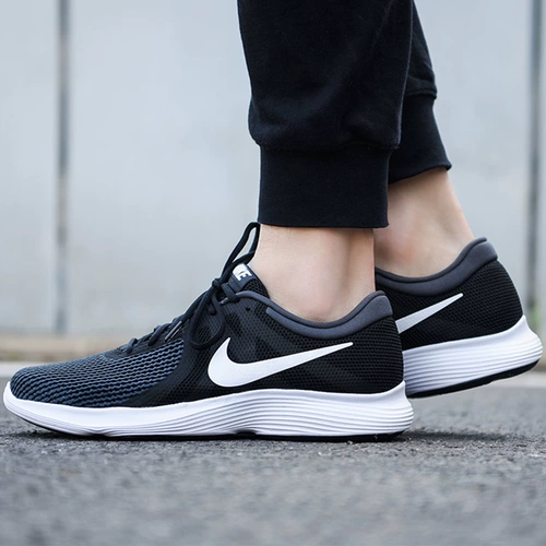 Nike, легкие модные дышащая обувь, беговые кроссовки, сезон 2021