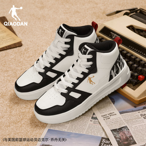 乔丹黑白涂鸦高帮加绒棉鞋男款运动鞋革面防滑男鞋保暖运动板鞋 - 图0