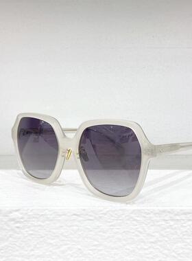 新款板材方形太阳眼镜女圆脸40230F时尚素颜显瘦遮阳墨镜男黑玳瑁