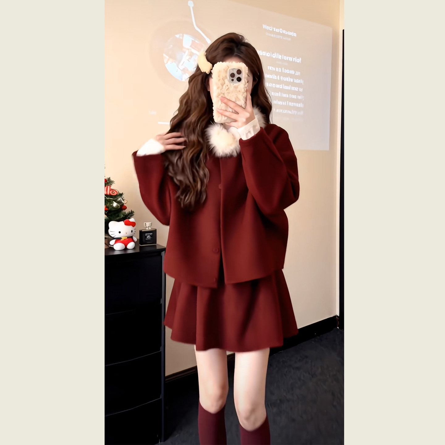 新年穿搭红色小香风两件套女秋冬季红色短款外套半身裙毛呢套装,淘宝优惠券,粉丝福利购,淘宝优惠卷