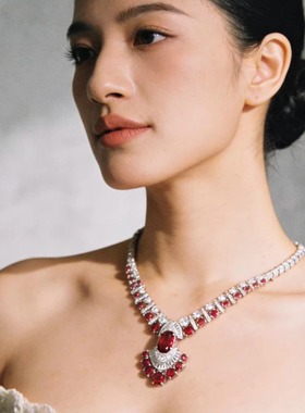 法式仿红宝石祖母绿色人鱼项链