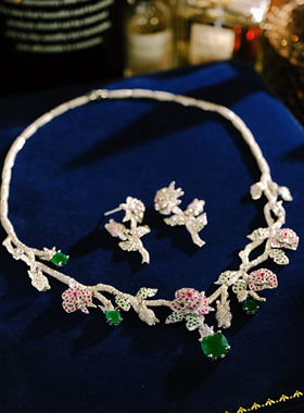 高级感气质玫瑰花朵山茶花项链满钻仿祖母绿套装女晚礼服婚纱配饰