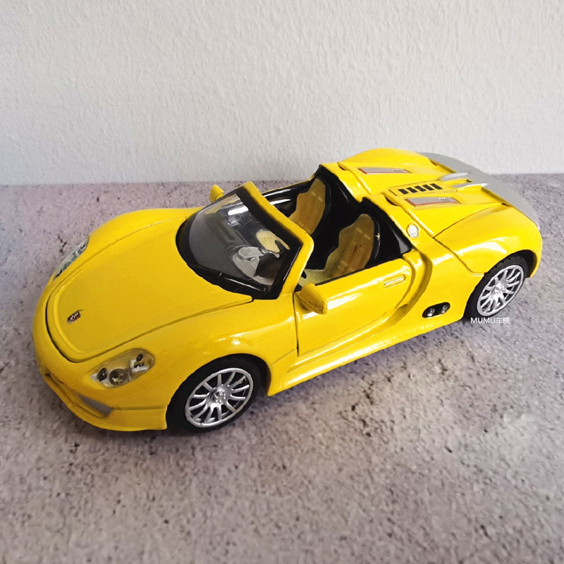 保时捷918敞篷跑车汽车模型运动版合金仿真原厂儿童玩具声光回力 - 图0