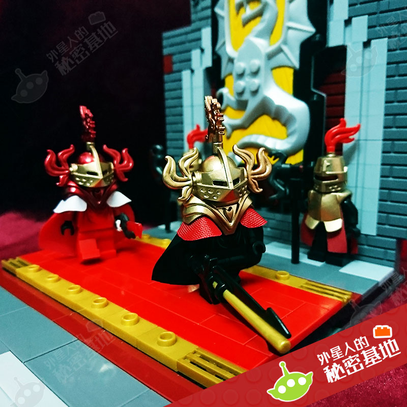 乐高lego 绝版超稀有城堡人仔零件 金属红/金飞龙皇冠骑士 头盔甲 - 图1