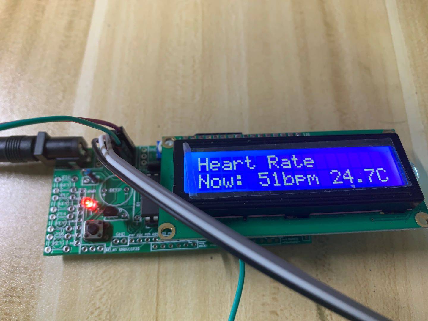 8号 51单片机pulsesensor心率计脉搏LM393比较体温测量 仅资料,淘宝优惠券,粉丝福利购,淘宝优惠卷